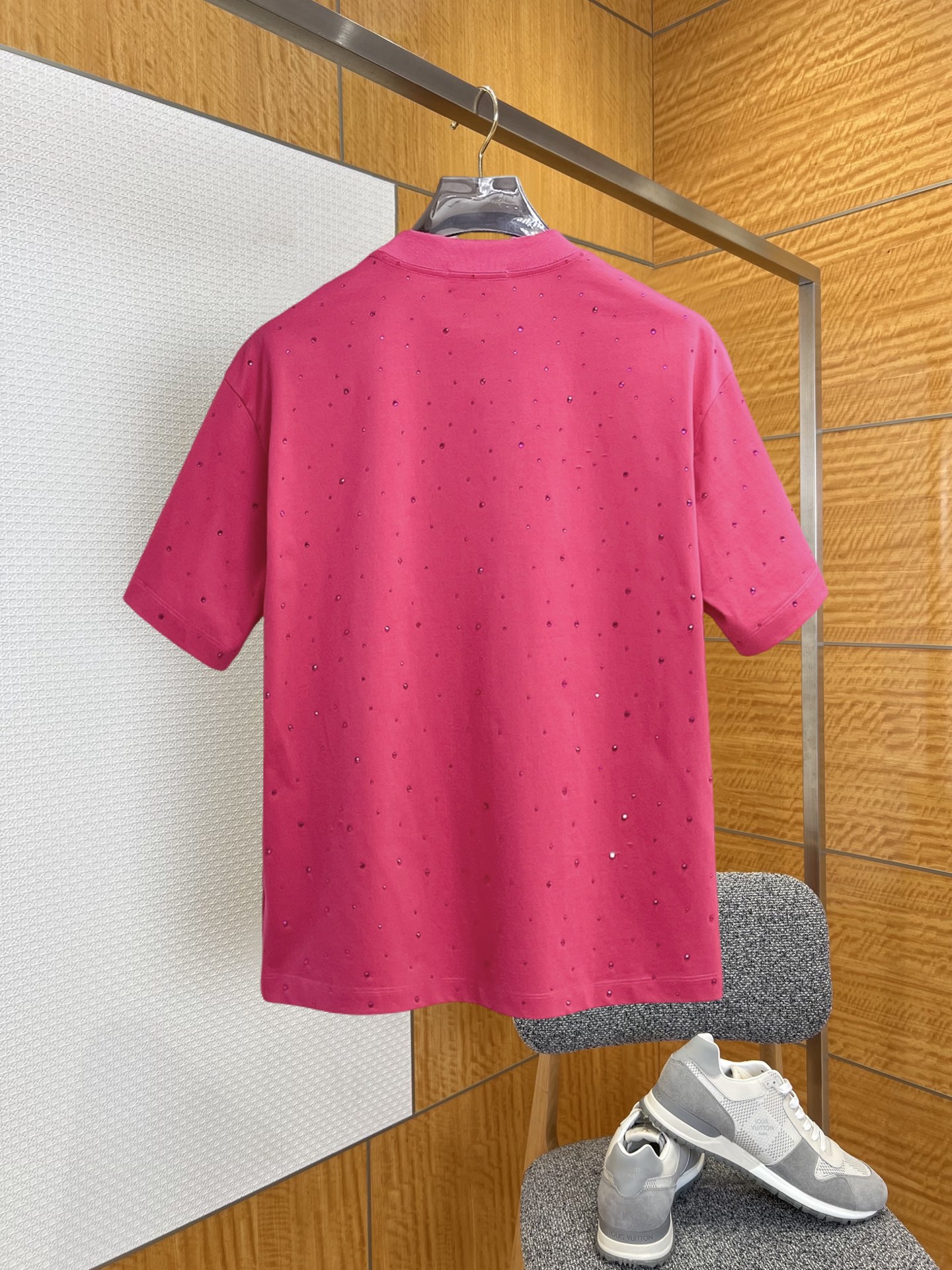 short sleeves